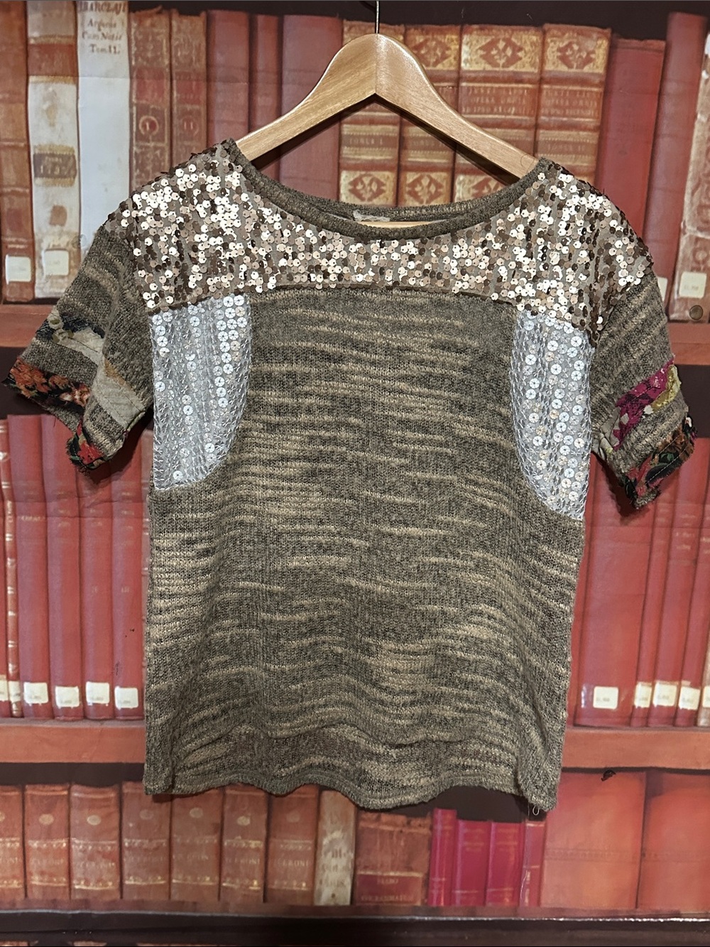 Gimmicks by BKE Sequin Patchwork Mixed Media Boho Top Small